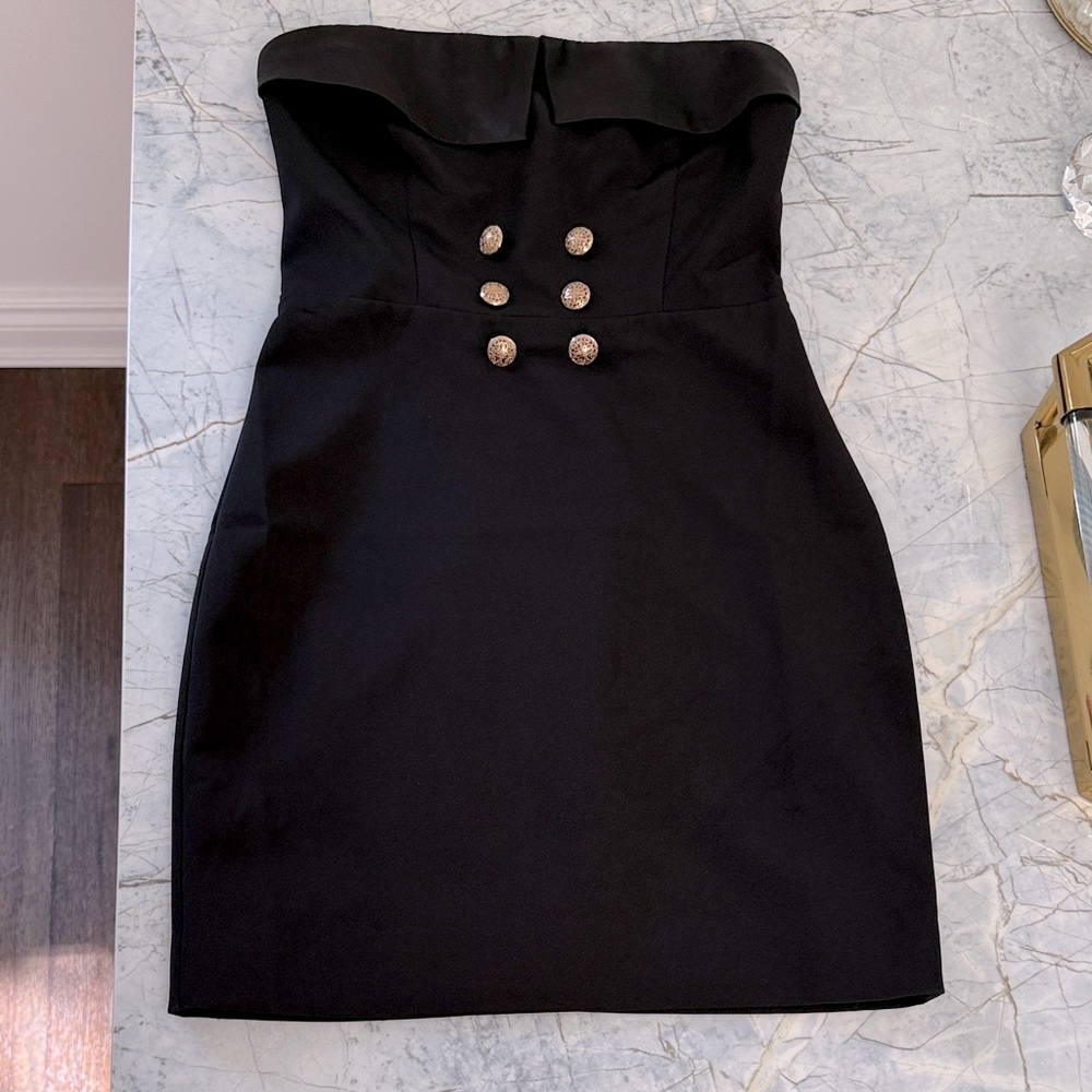 2 for 1 Meshki Black Strapless Dress AND Pink Strapless Dress
XS